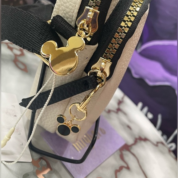 Primark Disney Mickey Mouse Crossbody Bag with Disney Wine glass and Mini Charm - Picture 3 of 10